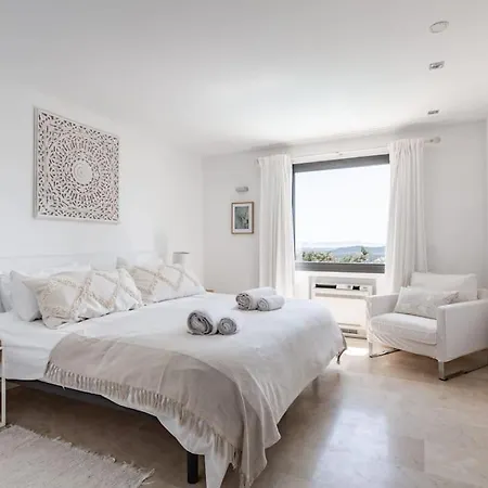 Villa Contemporary With Pool And Spectacular Views Pollenca