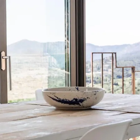 Contemporary With Pool And Spectacular Views