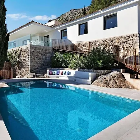 Villa Contemporary With Pool And Spectacular Views *
