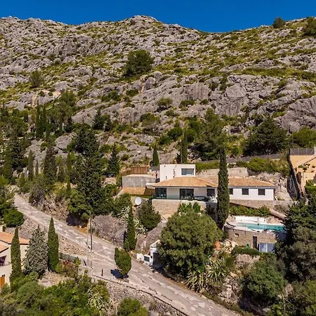 Contemporary With Pool And Spectacular Views Pollenca